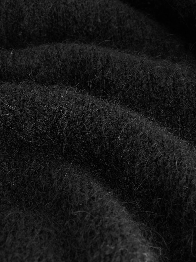 Nothing Ordinary Black Wool Blend Short Sleeve Knitted Top - Image 8 of 8 Nothing Ordinary Black Wool Blend Short Sleeve Knitted Top - Image 8 of 8