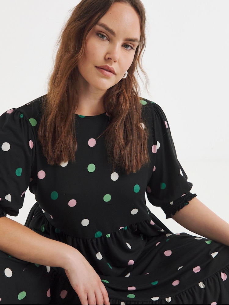 Simply Be Supersoft Short Sleeve Tiered Midi Dress - Imagen 4 de 4 Simply Be Supersoft Short Sleeve Tiered Midi Dress - Imagen 4 de 4