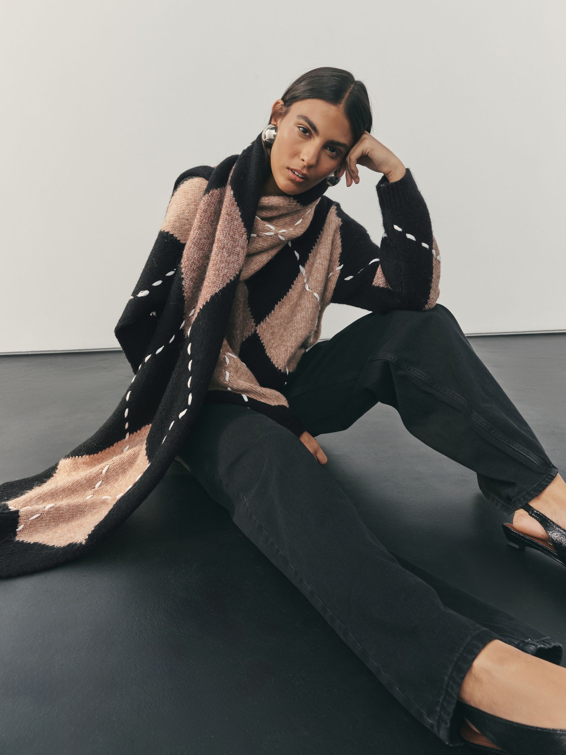 Buy Nothing Ordinary Camel/Black Argyle Knitted Detachable Scarf