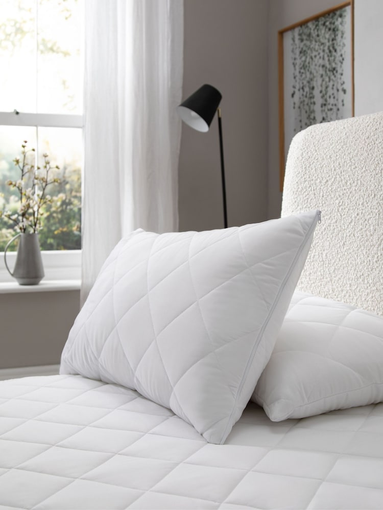 The Fine Bedding Company Allergy Defence Pillow Protector - Image 1 of 4