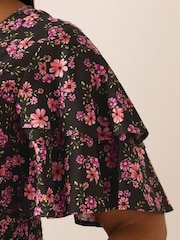 Yours Curve Pink Flutter Sleeve Blouse - Image 4 of 5