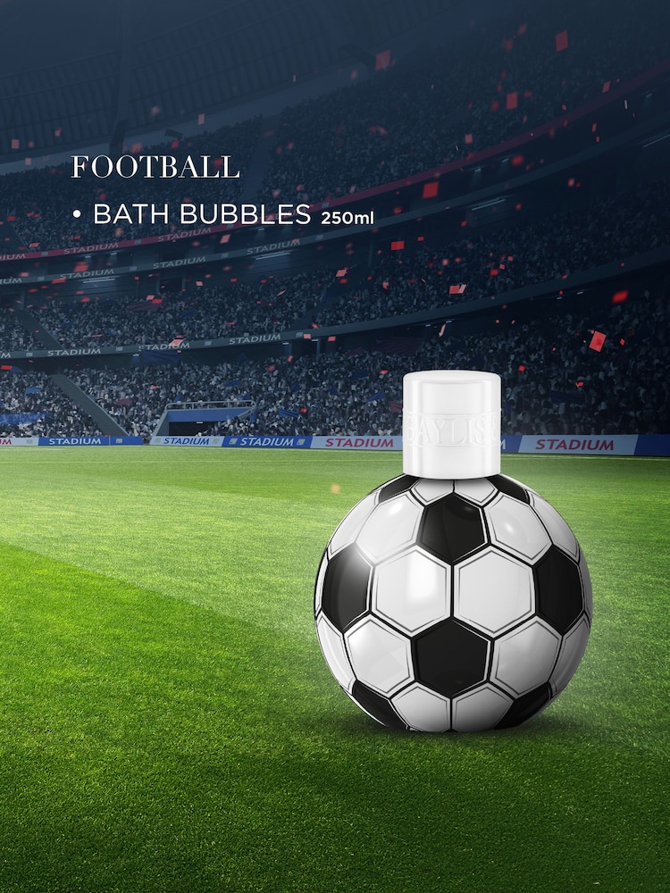 Baylis & Harding Football Penalty Shoot Out Bath Bubbles Gift Set - Image 2 of 5 Baylis & Harding Football Penalty Shoot Out Bath Bubbles Gift Set - Image 2 of 5