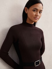 Plum Purple/preto - Vestido de malha canelada com cinto Reiss Zaya - Imagem 3 de 5