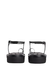 Calvin Klein Rope Toe Post Leather Sandals - صورة 3 من 5