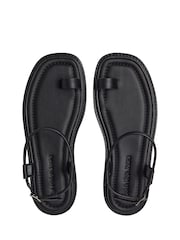 Calvin Klein Rope Toe Post Leather Sandals - صورة 4 من 5