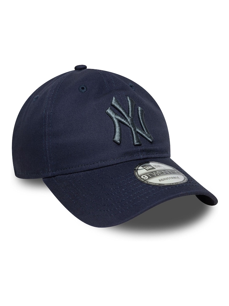 New Era Blue League Essential 9Twenty New York Yankees Hat - صورة 2 من 5 New Era Blue League Essential 9Twenty New York Yankees Hat - صورة 2 من 5
