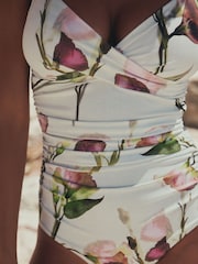 Crèmekleurige tulpenprint - Vormgevend Zwempak met buikcorrectie - Afbeelding 5 van 9