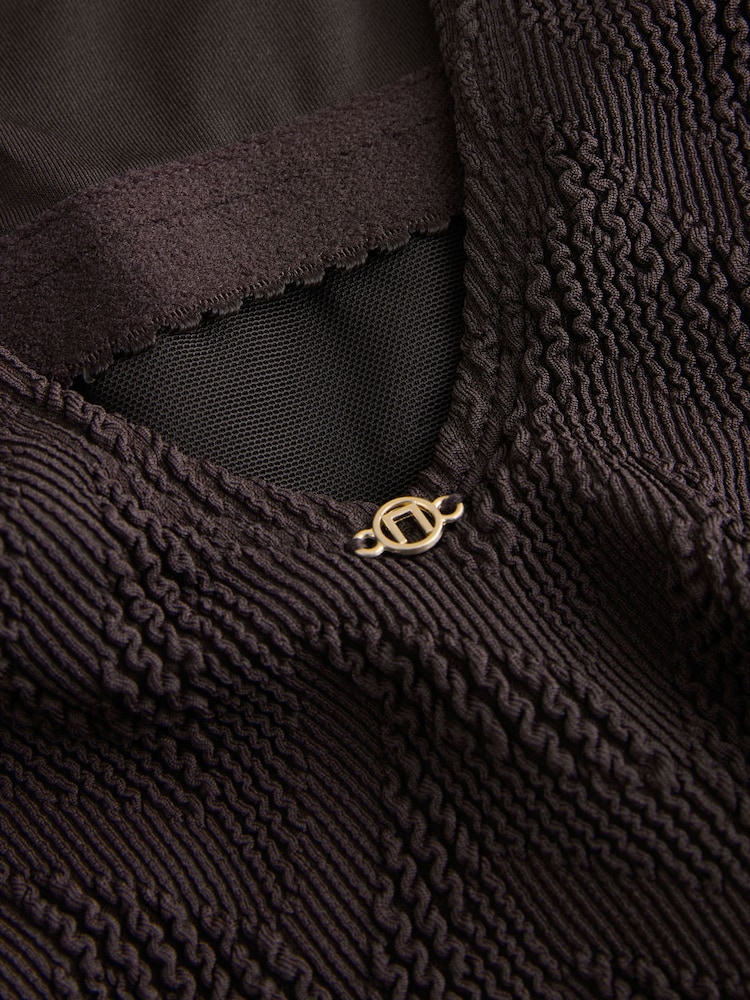 Brown Textured Scoop Neck Tummy Control Swimsuit - Image 9 of 9