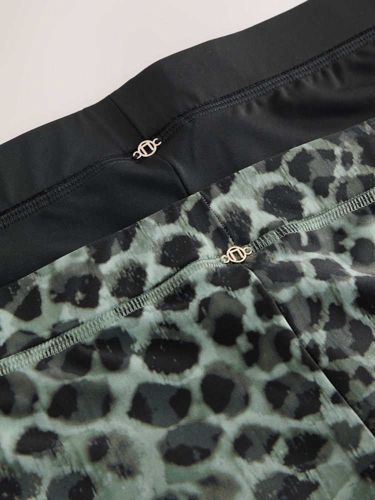 Green Leopard Print/Black - High Waist Swim Shorts 2 Pack - Bild 10 von 10 Green Leopard Print/Black - High Waist Swim Shorts 2 Pack - Bild 10 von 10