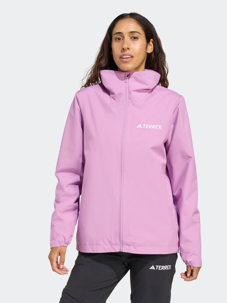 وردي فاتح - سترة مطر Technial Multi Essentials 2 لتر من adidas - صورة 1 من 5 وردي فاتح - سترة مطر Technial Multi Essentials 2 لتر من adidas - صورة 1 من 5