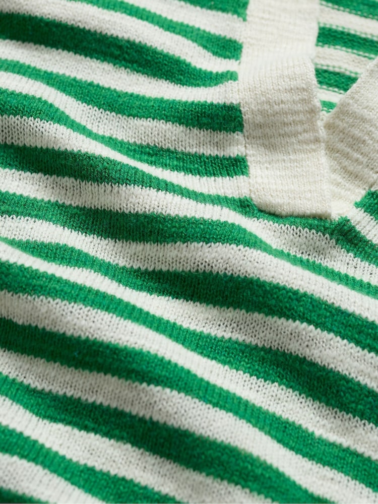 Seasalt Cornwall Green Gwynver Lightweight V-Neck Collared Jumper - Image 5 of 5