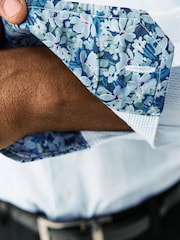 כחול בהיר משובץ - חולצה מחויטת מתערובת עשירה בכותנה עם עיטור ומרקם - תמונה 5 מתוך 8