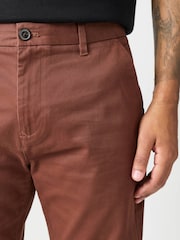 Marrón óxido - Corte slim - Straight Fit Pleated Stretch Chinos Trousers - Imagen 6 de 11