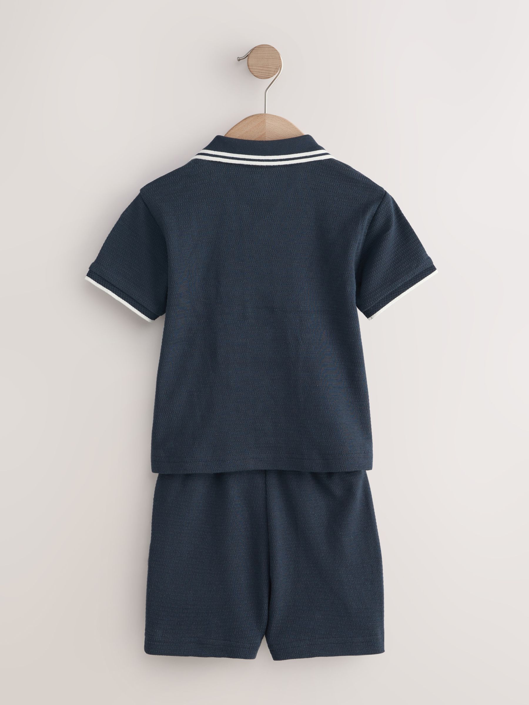  ネイビー 半袖シャツとショートパンツ セット 90 Next：日本 ネイビー - 半袖シャツ & ショートパンツセット（3 か月