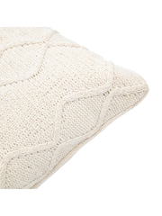 Gallery Home Cream Chenille Cable Cushion - Image 2 of 4