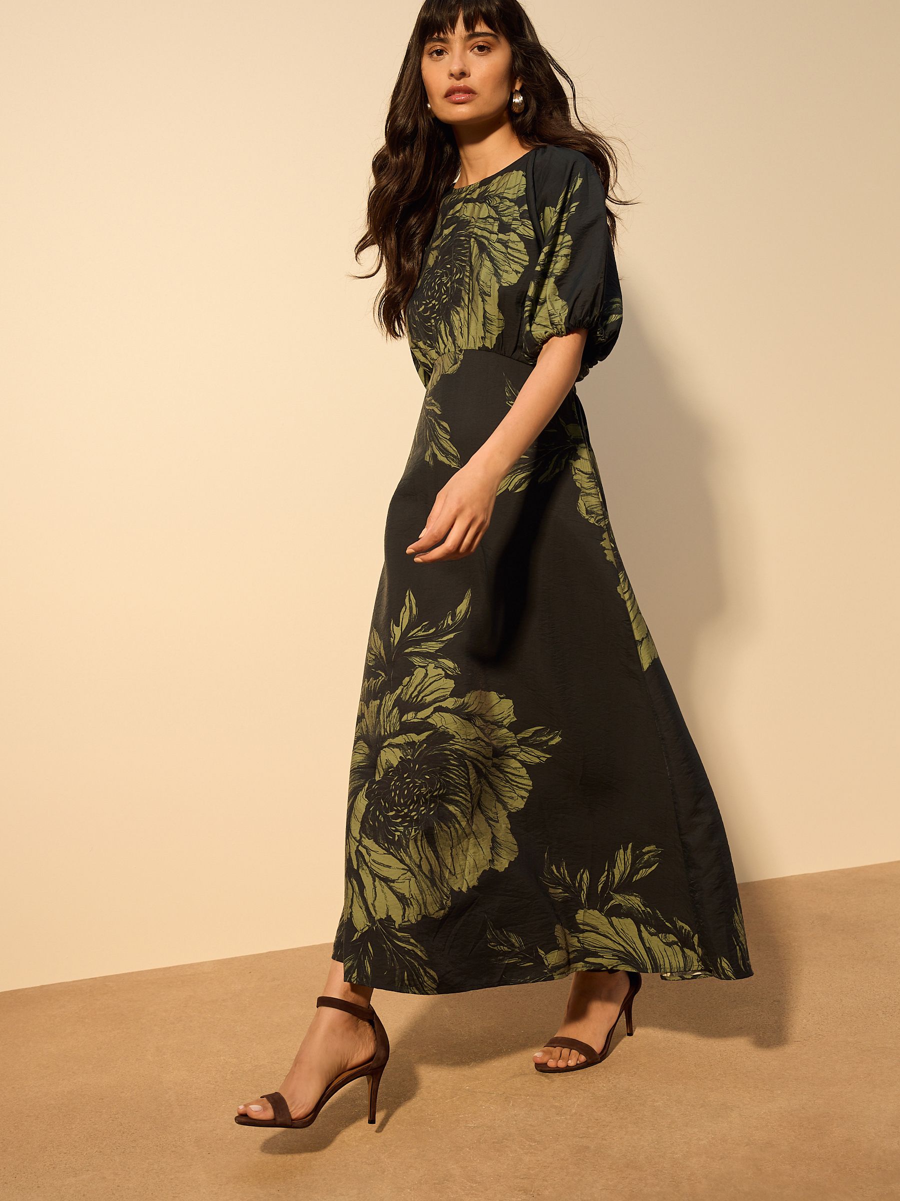 green emerald velvet dress Vintage Ditsy Floral Lapel Button Tea Dress | Shirt Dress