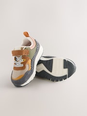 Brown Lion Standard Fit (F) Elastic Lace Trainers - Image 8 of 9