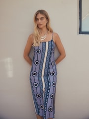 Marineblauw met grafische print - Halflange zomerslipdress - Afbeelding 2 van 9