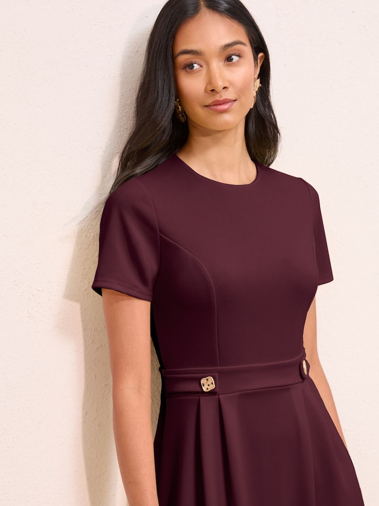 Friends Like These Berry Red Petite Tab Detail Short Sleeve Midi Tailored Dress - Image 4 of 4 Friends Like These Berry Red Petite Tab Detail Short Sleeve Midi Tailored Dress - Image 4 of 4