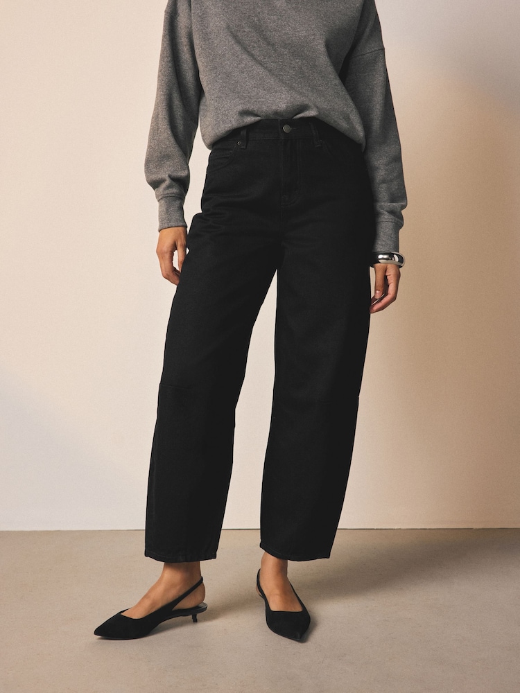 Schwarz - Dart Detail Barrel Jeans - Bild 3 von 3 Schwarz - Dart Detail Barrel Jeans - Bild 3 von 3