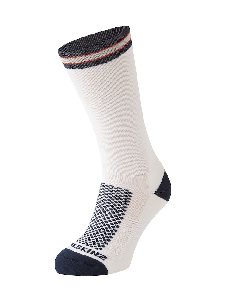 Sealskinz Caister Mid Length Single Layer Cycling Socks - Image 1 of 2