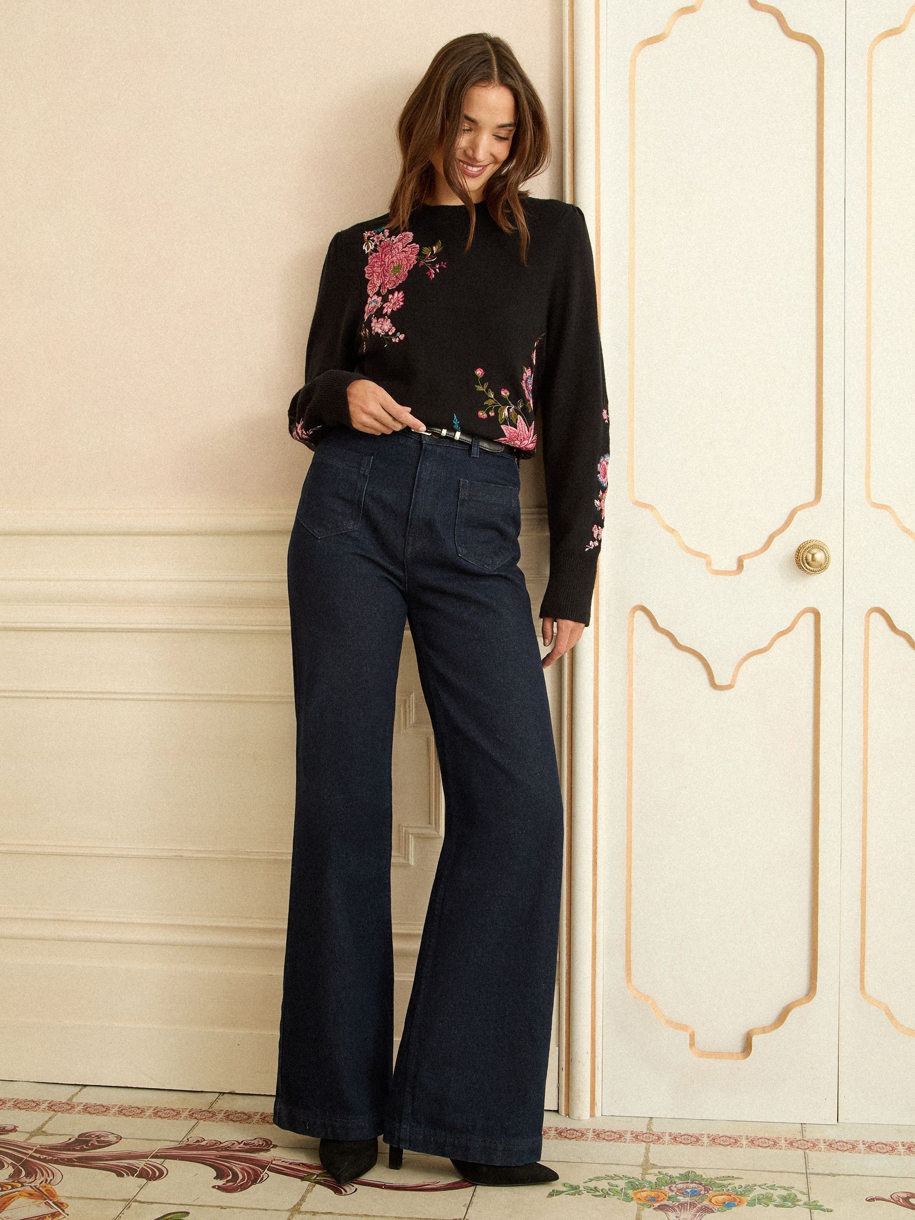 新品　ROSE DETAIL SLEEVE KNIT ブラック Buy Love & Roses Black Bobble Stitch Scallop Knit Jumper from the