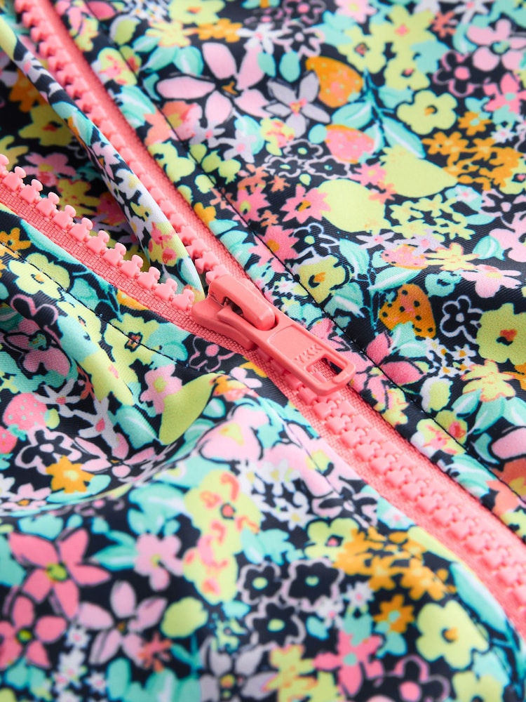 أسود زهور - Sunsafe Rash Vest Bikini and Scrunchie Set (3-16yrs) - صورة 5 من 5 أسود زهور - Sunsafe Rash Vest Bikini and Scrunchie Set (3-16yrs) - صورة 5 من 5