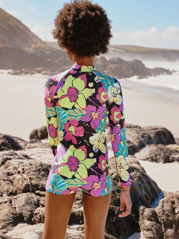 أسود شكل استوائي - One Piece Short Swimsuit (3-16yrs) - صورة 2 من 8