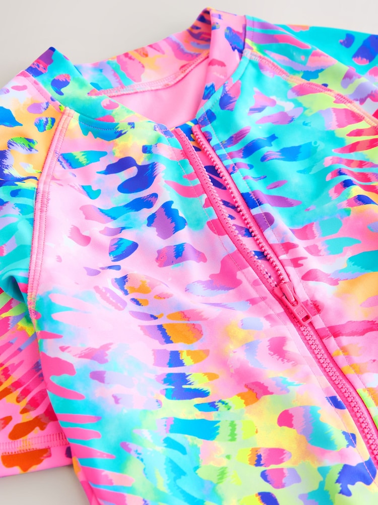 Rainbow Animal Tie Dye - Short Sleeved Sunsafe Swimsuit (3mths-16yrs) - صورة 4 من 4 Rainbow Animal Tie Dye - Short Sleeved Sunsafe Swimsuit (3mths-16yrs) - صورة 4 من 4