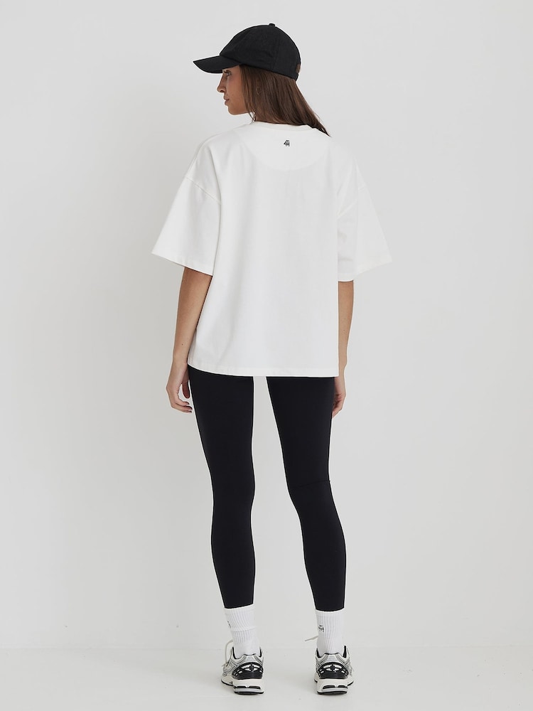 4th & Reckless White Oversized 1990 Slogan T-Shirt - Image 2 of 3 4th & Reckless White Oversized 1990 Slogan T-Shirt - Image 2 of 3
