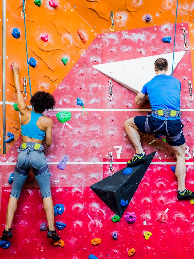 Activity Superstore Rock Climbing Taster for Two Gift Experiences - Image 2 of 3