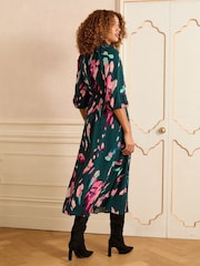 Love & Roses Green Animal Printed V-Neck Puff Sleeve Midi Dress - Image 4 of 4