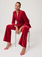 أحمر - Reiss Elia Velvet Tuxedo-Stripe Flared Trousers - صورة 5 من 8