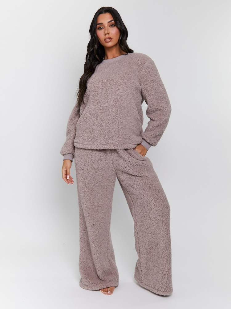 Loungeable Brown Borg Jumper & Wide Leg Trousers Lounge Set - Image 1 of 5 Loungeable Brown Borg Jumper & Wide Leg Trousers Lounge Set - Image 1 of 5