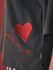 Rockett St George Harlequin Kurzarm-Pyjama aus besticktem Jersey - Bild 6 von 9