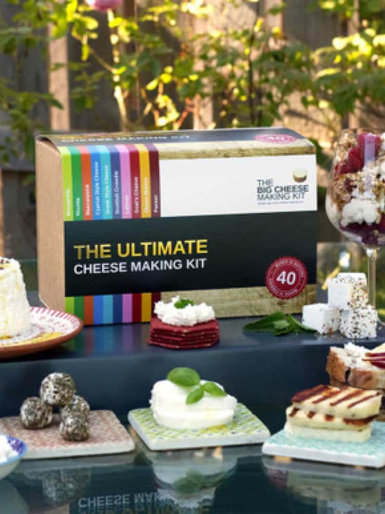 MenKind White The Ultimate Cheese Making Kit - Image 2 of 6 MenKind White The Ultimate Cheese Making Kit - Image 2 of 6