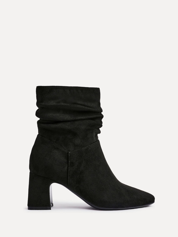 Linzi Maven Ruched Block Heel Ankle Boots - Imagem 2 de 5