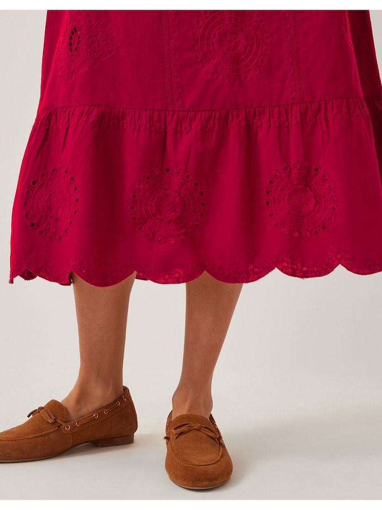 Monsoon Orla Short Sleeve Broderie Midi Dress - Imagen 2 de 5