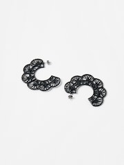 Oliver Bonas Black Large Amani Scalloped Hoop Earrings - Image 2 of 4
