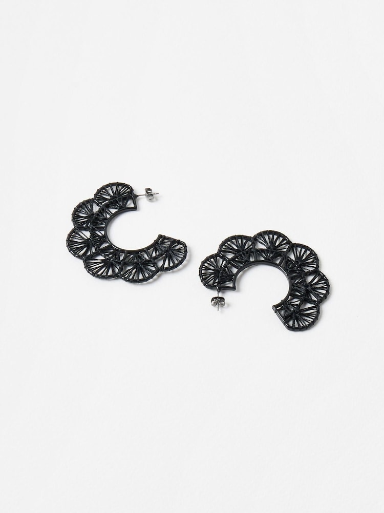 Oliver Bonas Black Large Amani Scalloped Hoop Earrings - Image 2 of 4