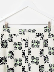 Oliver Bonas White Floral Print Tile Midi Skirt - Image 3 of 5