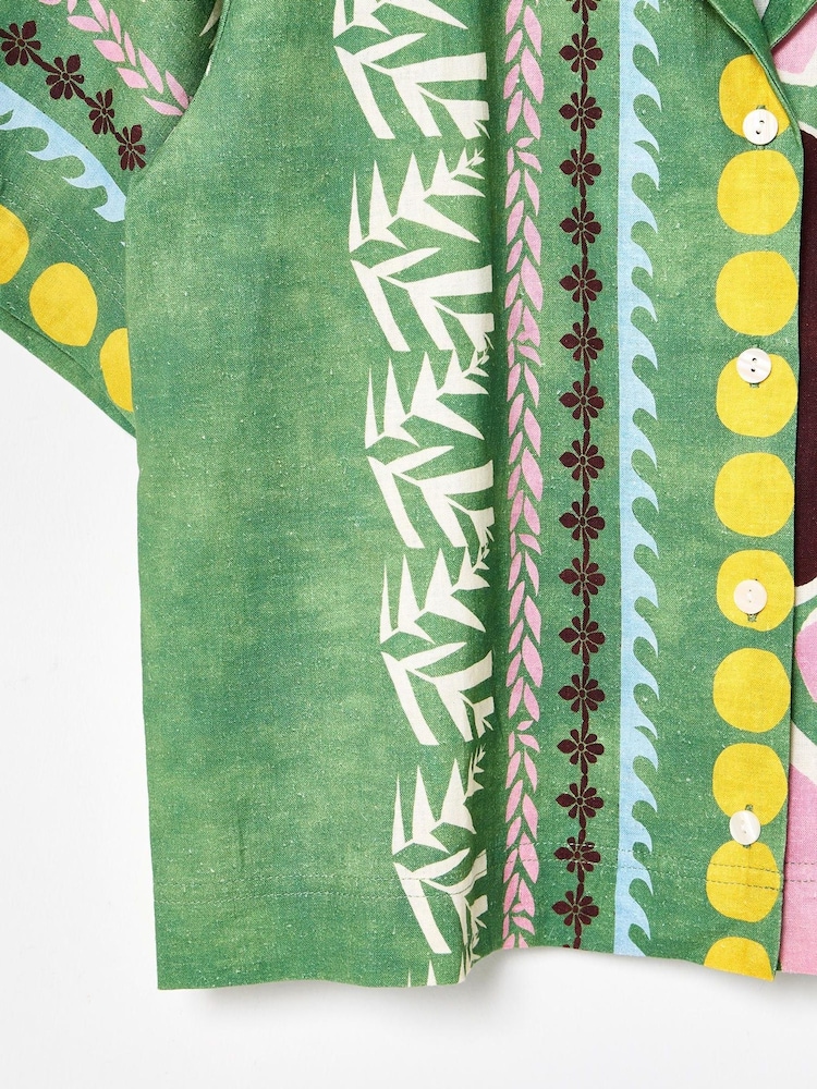 Oliver Bonas Green Sun Print Short Sleeve Shirt - Image 5 of 5