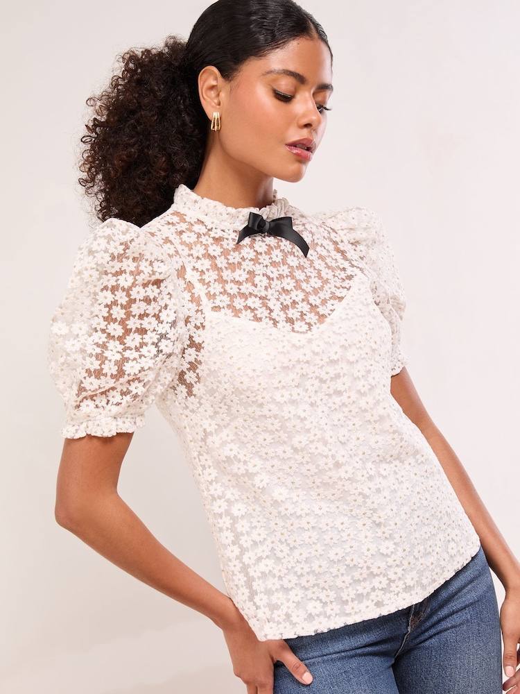 Lipsy White Daisy Puff Sleeve Top - Image 1 of 4
