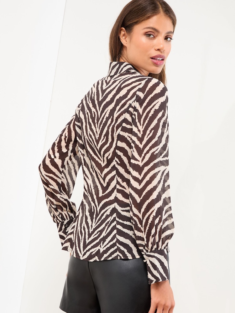 Lipsy Zebra Printed Chiffon Godet Detail Shirt - Image 4 of 4