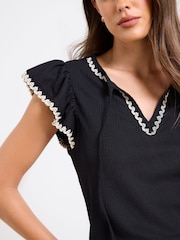 Lipsy Black Crinkle Keyhole Detail Shell Top - Image 2 of 4