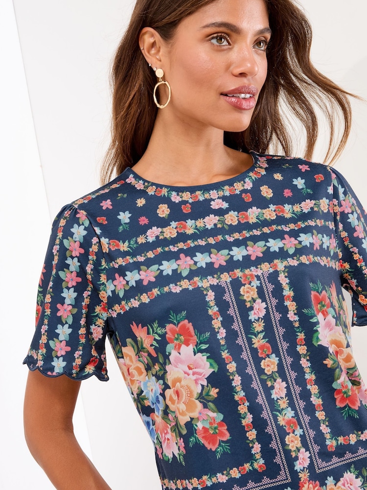 Lipsy Navy Printed Scallop Hem T-Shirt - Image 2 of 4 Lipsy Navy Printed Scallop Hem T-Shirt - Image 2 of 4