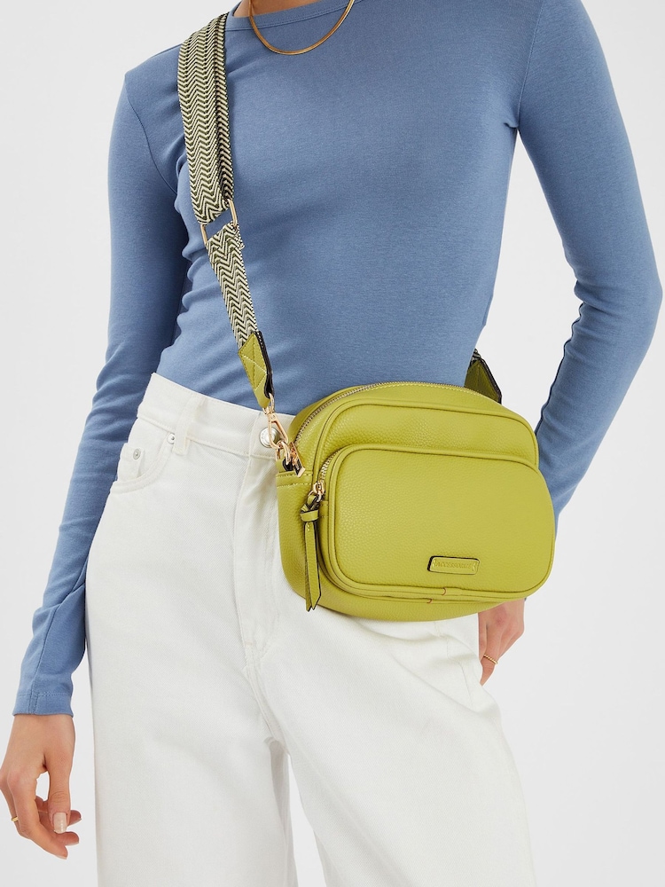 Accessorize Green Double Zip Camera Bag - Image 5 of 5 Accessorize Green Double Zip Camera Bag - Image 5 of 5