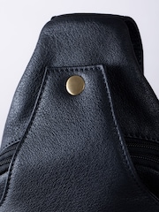 Lakeland Leather Black Explorer Sling Bag - Image 4 of 8
