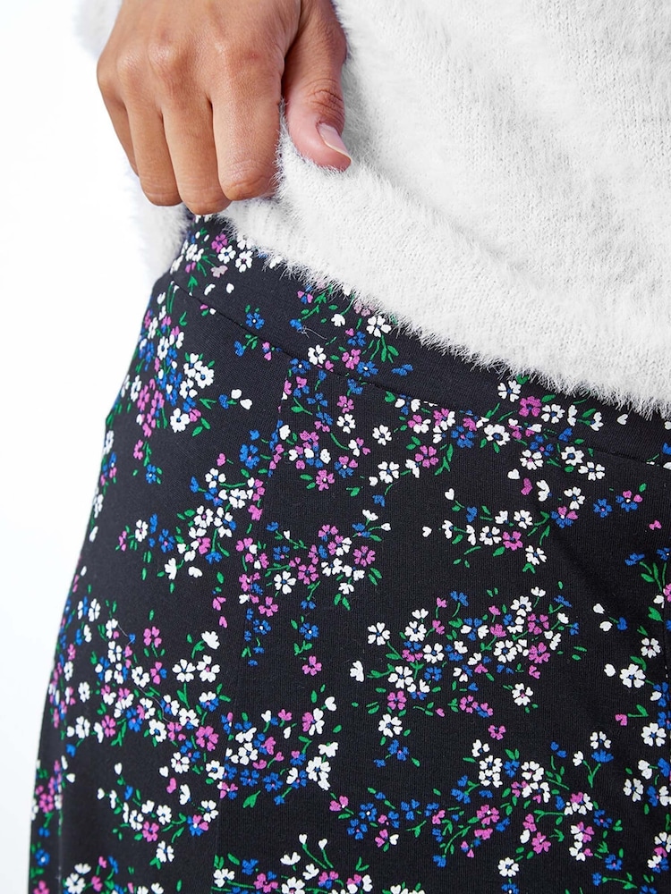 Roman Black Ditsy Floral Print Stretch Elastic Waist Midi Skirt - Image 5 of 5
