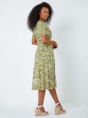 Roman Green Petite Animal Stretch Gathered Midi Dress - Image 4 of 5
